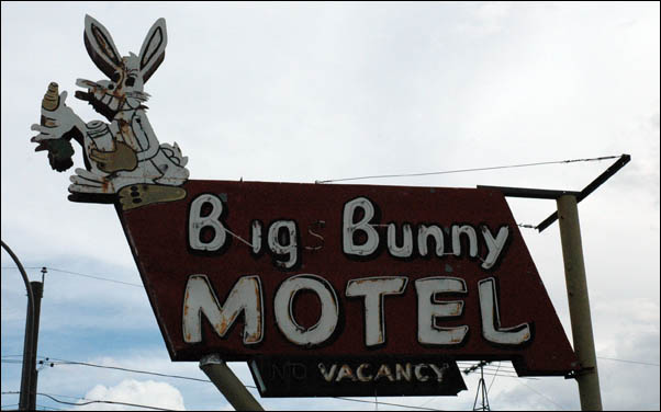 colfax-14-hotel-big-bunny Big Bunny Motel